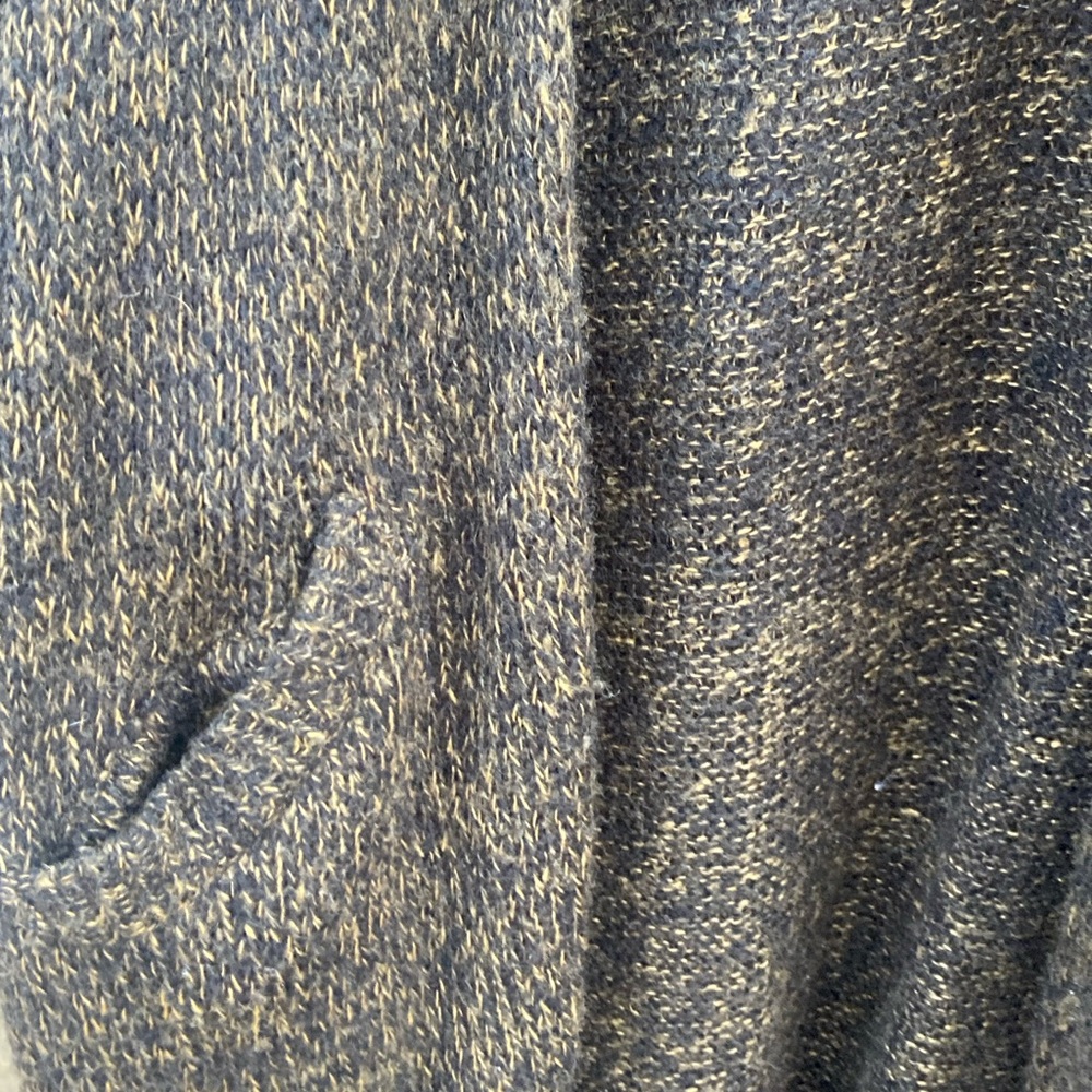 H&M Cardigan - Picture 3 of 5